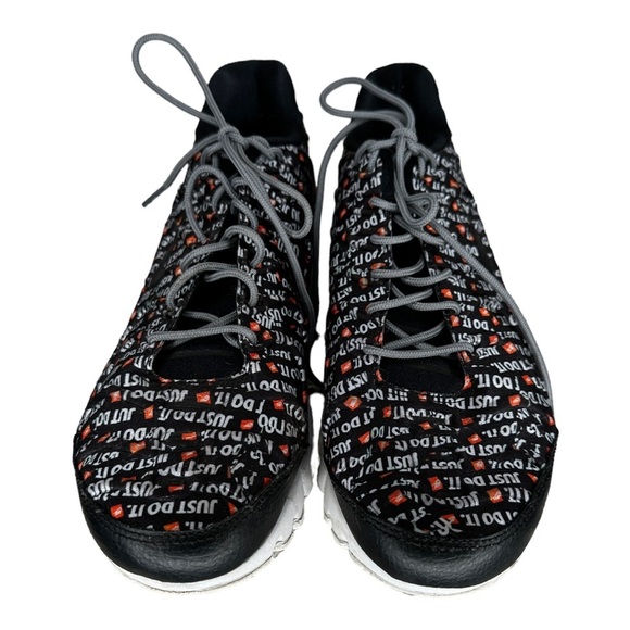 Nike TN Air Athletic Shoes - Picture 2 of 8